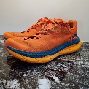 Hoka Tecton X. Men's Size 8.